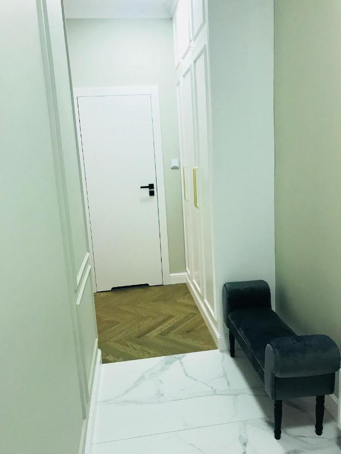 Gold Apartment Piotrkowska 37 Łódź Exteriör bild